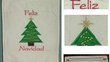 Feliz Navidad Wall Hanging
